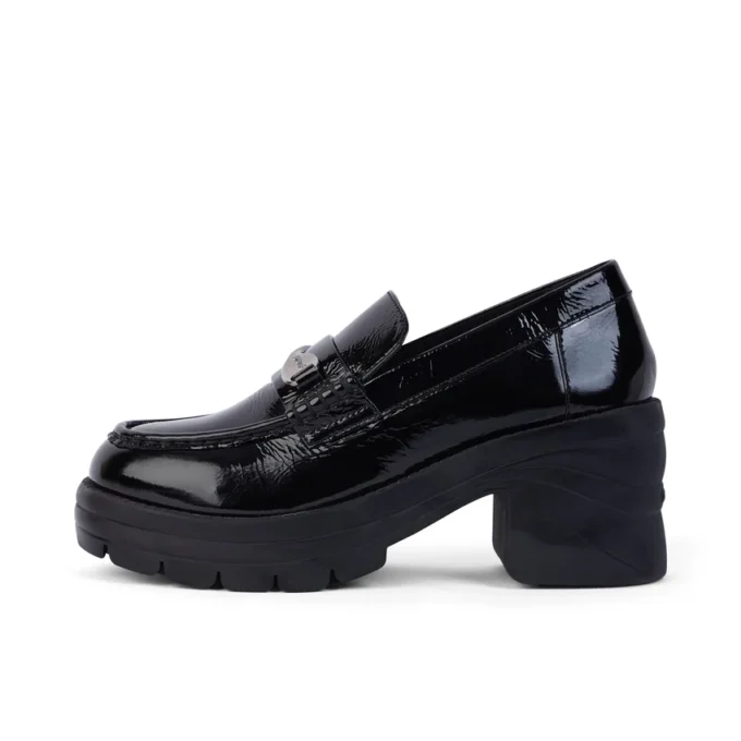 Γυναικεία Loafer Edie από λουστρίνι, μαύρο Γυναικεία Loafer Edie από λουστρίνι, μαύρο